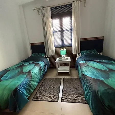 Casa Bleu 2 Floors ,2 Bedrooms ,equipped Kitchen ,balcony ,terrace And Grill