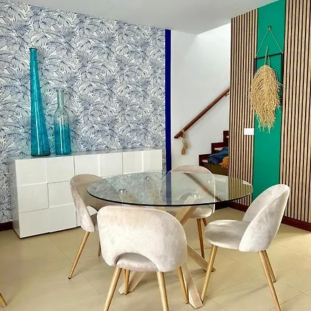 Holiday home Casa Bleu 2 Floors ,2 Bedrooms ,equipped Kitchen ,balcony ,terrace And Grill