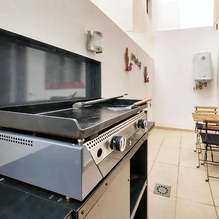 Casa Bleu 2 Floors ,2 Bedrooms ,equipped Kitchen ,balcony ,terrace And Grill Holiday home Puerto Calero
